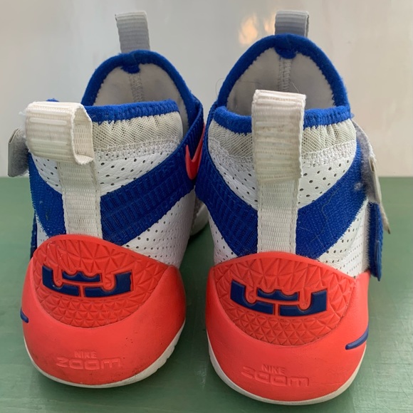 - Nike LeBron Soldier 11 Ultramarine Y 6.5 White Salmon Blue - Picture 6 of 10